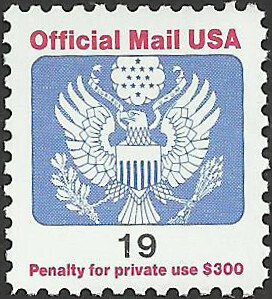 # O147 MINT NEVER HINGED ( MNH ) EAGLE HOLDING ARROWS AND BRANCH