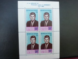 1964 Niger John F. Kennedy  Scott# C 44 SS MMH  lt 37
