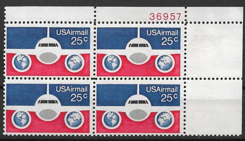 1976 USA C89 Plane & Globe 25¢ MNH PB4