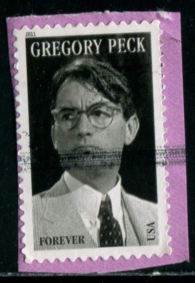 4526 US (44c) Gregory Peck SA, used on paper