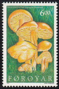 Faroe Islands 1997 MNH Sc #316 6k Hygrocybe chlorophana Mushrooms