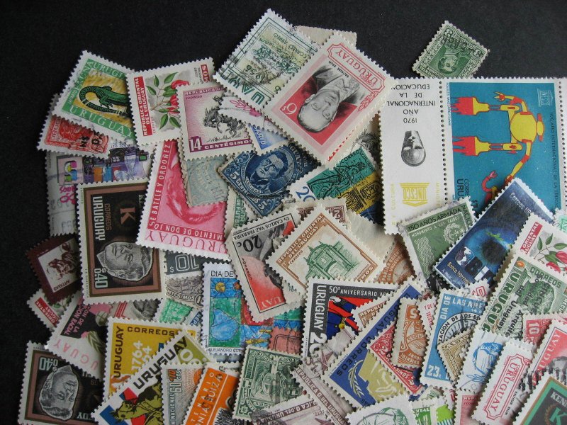 Uruguay elusive mixture (duplicates, mixed condition) of 200 check them out!