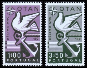 Portugal Scott 846-847 (1960) Mint NH VF B