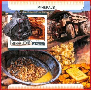 A4548 - SIERRA LEONE - ERROR MISPERF, Souvenir s: 2017, Gold, Graphite, Minerals 