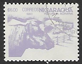 Nicaragua # 1302 - Cattle - used.....{KBrO}