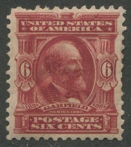 United States #305 Mint