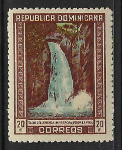 DOMINICAN REPUBLIC 426 MOG FALLS 677D