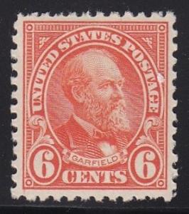 558 VF-OG lightly hinged nice color cv $ 35 ! see pic !