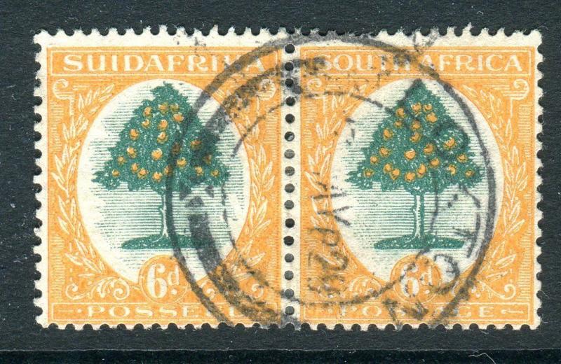 SOUTH AFRICA-1926 6d Green & Orange.  A fine used horizontal pair Sg 32