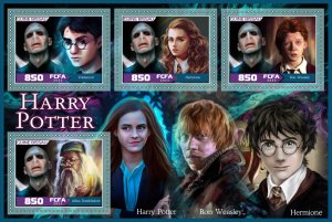 Stamps. Cinema. Harry Potter  2022 year 1+1 sheets perforated  Guinea