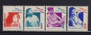 Netherlands Scott #'s B50 - B53 VF OG MLH set nice colors cv $ 42 ! see pic !