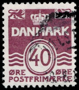 Denmark #689 Wavy Lines; Used (3Stars)