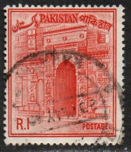 Pakistan Sc #200 Used