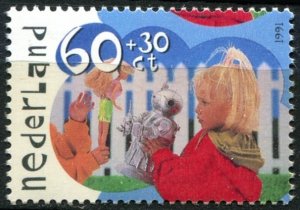 Netherlands Sc#B659 MNH, 60c+30c multi, Children Stamps 1991: Outdoor Play (1...