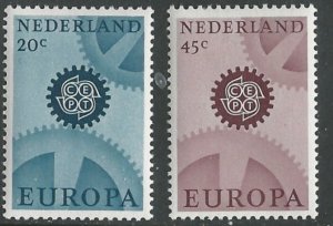 Netherlands # 446-47  Europa - 1967 Phosphor Ink  (2) Mint NH