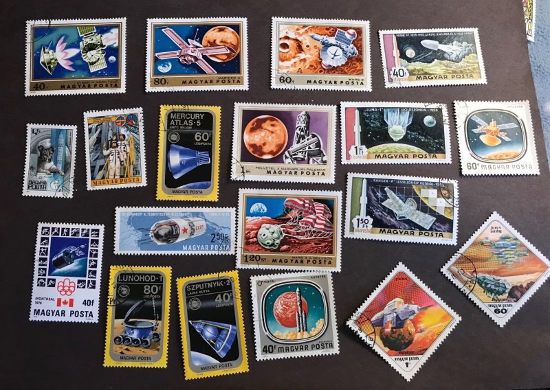 Space Rockets 100 USED Non-US stamps during 1960s 70s and 80s space race years