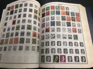 STATESMAN DELUXE STAMP ALBUM Lots Of Nice Stamps Might Find Some Gems