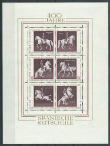 Austria 929A   Horses   SS   MNHVF   1972 PD