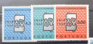 PORTUGAL  1044-46  MNH