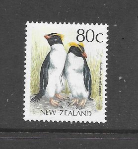 PENGUINS - NEW ZEALAND #927 CRESTED PENGUIN  MNH