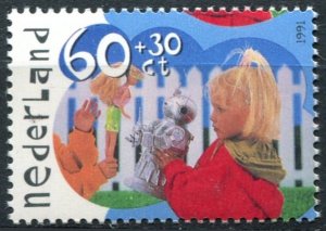 Netherlands Sc#B659 MNH, 60c+30c multi, Children Stamps 1991: Outdoor Play (1...