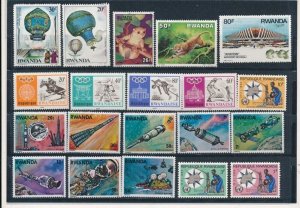 D390479 Rwanda Nice selection of MNH stamps