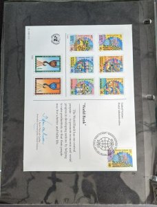 EDW1949SELL : U.N. Specialized collection of 1988-1991 mainly FDC issues.