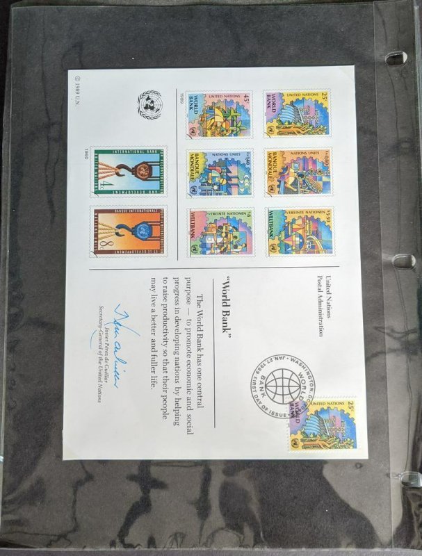 EDW1949SELL : U.N. Specialized collection of 1988-1991 mainly FDC issues.