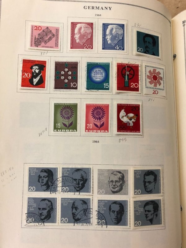 INTERNATIONAL COLLECTION – 1960-1965 ABU DHABI TO KUWAIT – 419201