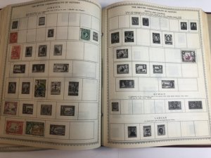 The New World Wide Postage Stamp Album Lots Of Old Stamps