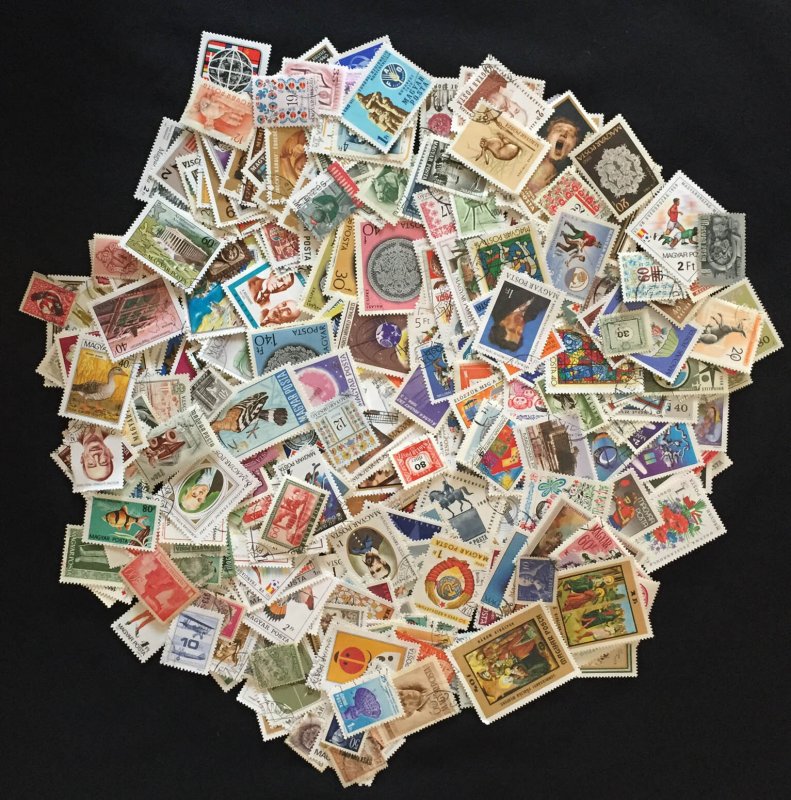 GRAND COLLECTION OF HUNGARY STAMPS - 1950V - USED ALL DIFFERENT!!!