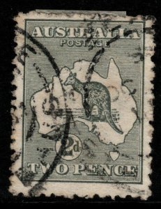 AUSTRALIA SG3 1913 2d GREY DIE I USED