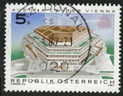 Austria Center Vienna Scott 1391 used 1987 stamp