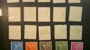 U.S.A 1938 Presidential issue Scott# 803-834 complete hinged set