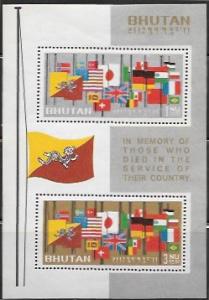 Bhutan #33a MNH Mini Sheet. Flags of many Nations - in memory of fallen Soldiers