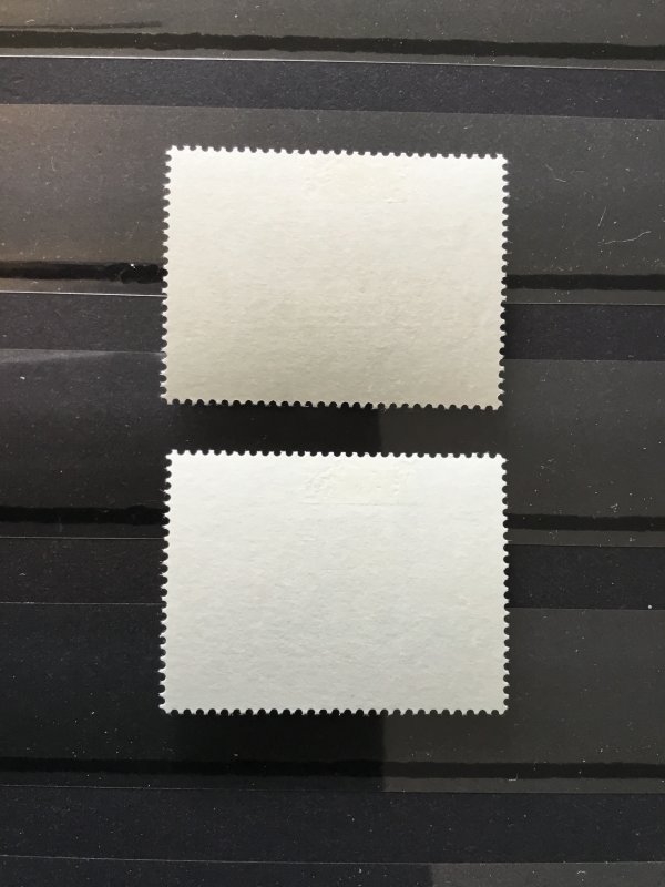 Kuwait 816-817 F-VF MH. Scott $ 6.00
