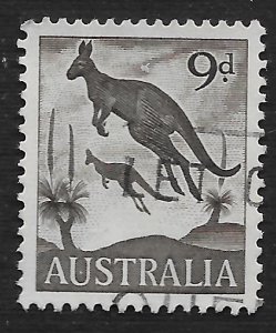 Australia #322 9p Animals - Kangaroos