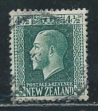 New Zealand 152 1915-22 4 1/2d KGV single Used