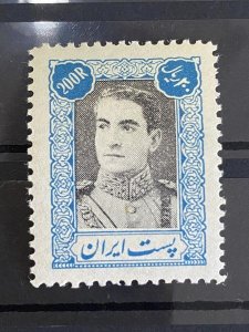 Iran/Persia Shah 1945 200 Rial Scott# 909 MNH 200R CV $800