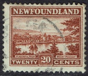 NEWFOUNDLAND 1923 PICTORIAL 20C USED