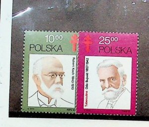 POLAND Sc 2538-9 NH ISSUE OF 1982 - DOCTORS - RED CROSS