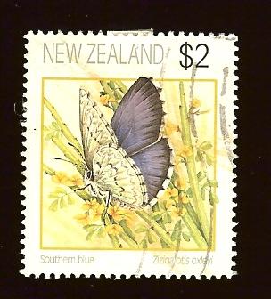 New Zealand 1076a $2 Southern Blue perf 13