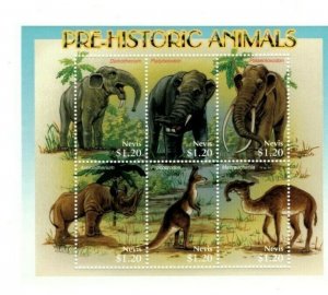 Nevis - 2005 -  Dinosaurs   - Sheet of Six  - MNH