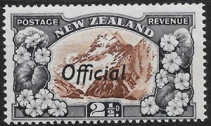 NEW ZEALAND SGO124a 1938 2½d CHOCOLATE & SLATE OFFICIAL p14 MTD MINT