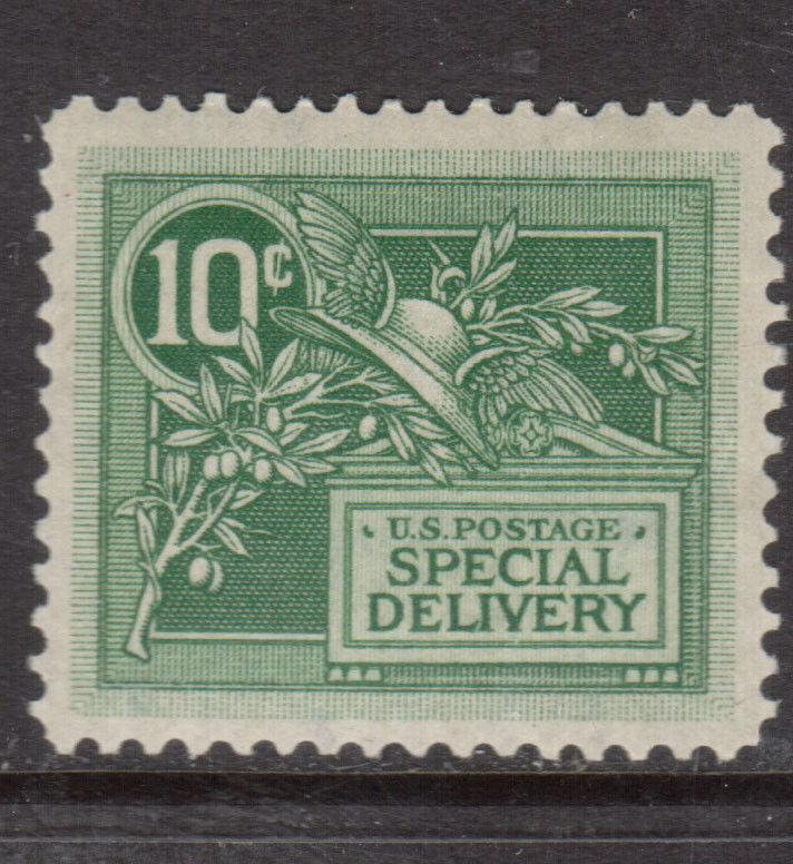 USA #E7 Extra Fine Mint Barely Hinged