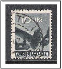 Italy #473 Breaking Chain Used