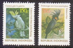 Indonesia  #1166a-1166b MNH  1981 birds cockatoos 2 stamps from sheet