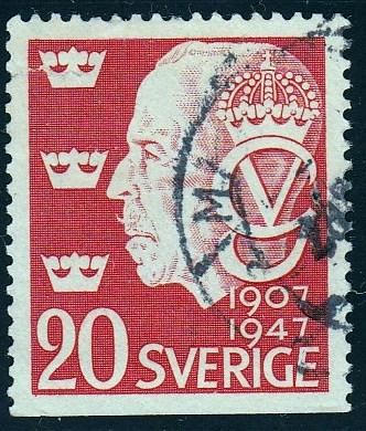 Sweden #390 King Gustaf V, used. Sm. Tear