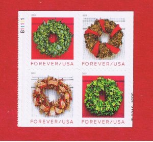 #5424-5427    MNH S/A  Pane of 4  Wreaths  Free S/H