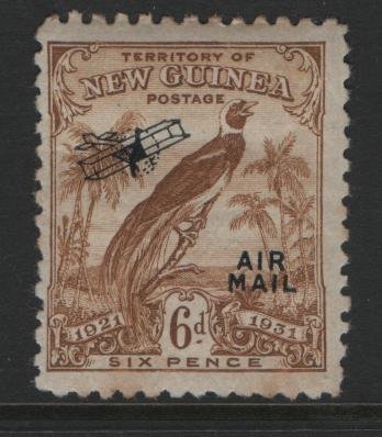 NEW GUINEA C21  USED